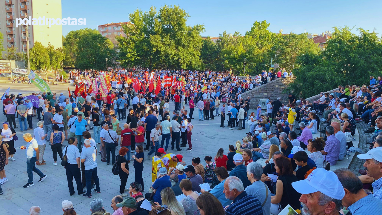 Madımak Olaylarında Hayatını Kaybedenler Ankara'da Anıldı (13)