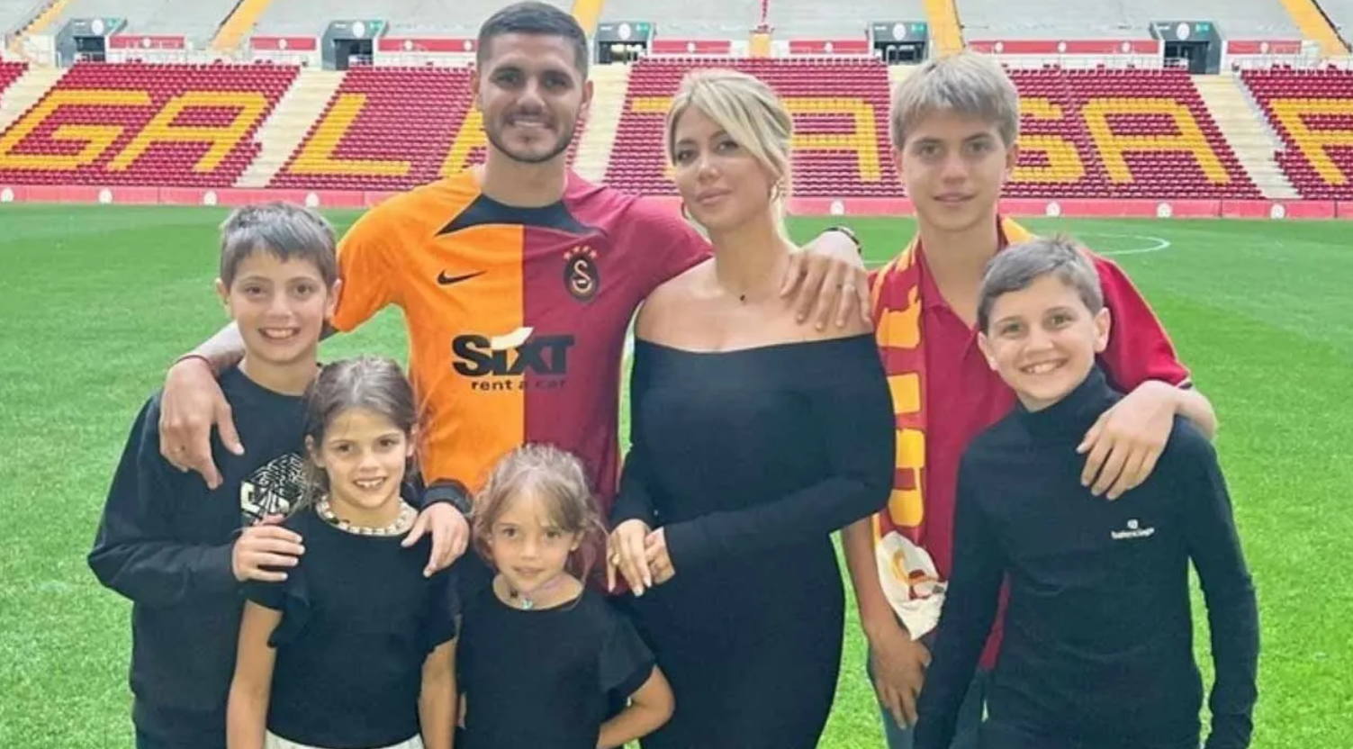 Mauro Icardi Ve Wanda Nara Çifti Arasında Ayrılık Iddiası! 10 Yıllık Aşk Bitiyor Mu (2)