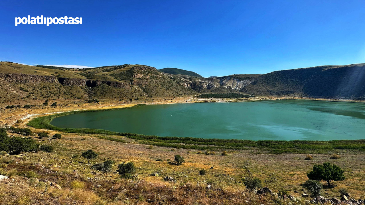 Taşa Dönüşen Kadın Efsanesinin Yaşandığı Şifalı Göl Narlıgöl