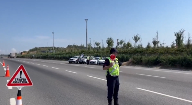 Türkiye'de Trafik Denetimleri Sıkılaştırıldı 1 Haftada Binlerce Araca Ceza Yazıldı (1)