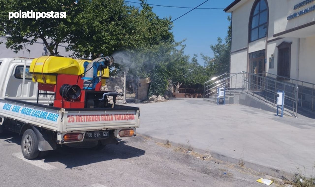 Akyurt Belediyesi, Cücük Mahallesinde Sinek Ve Haşere İlaçlama Çalışmalarını Tamamladı (1)