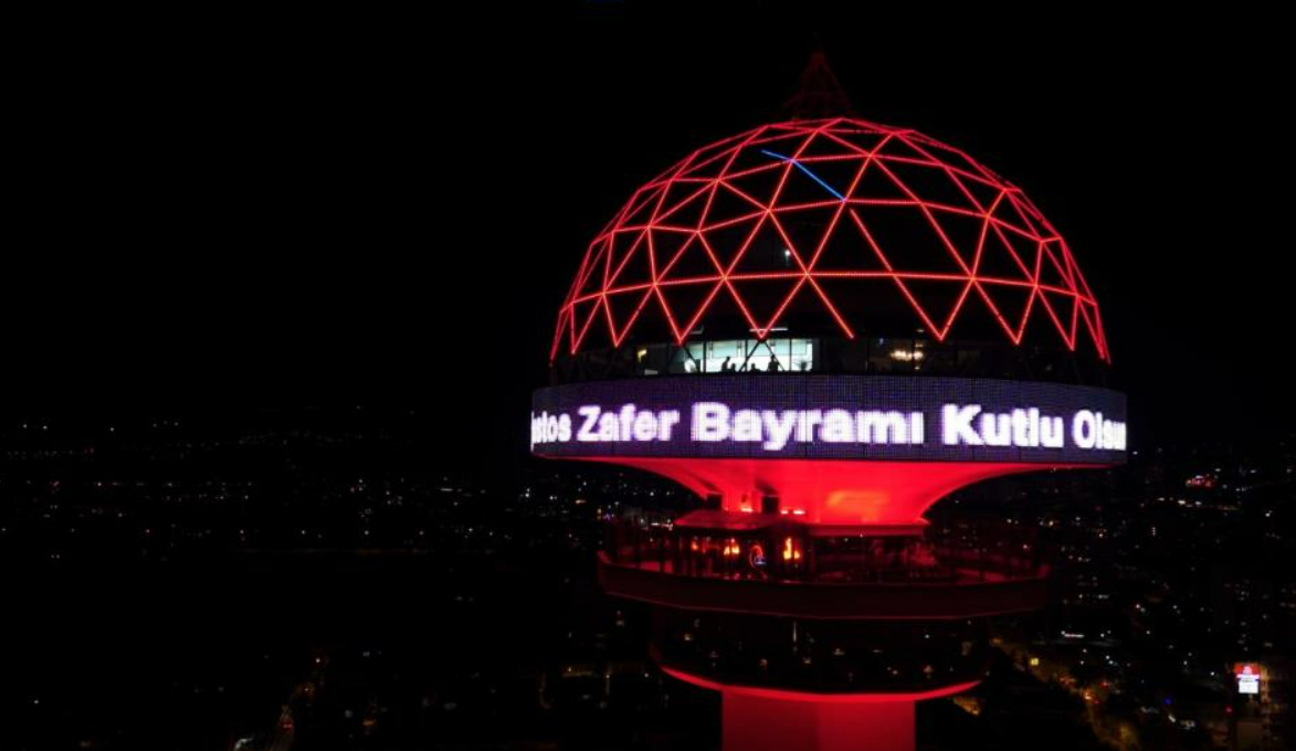 Ankara'nın Simge Yapılarında 30 Ağustos Imzası (1)