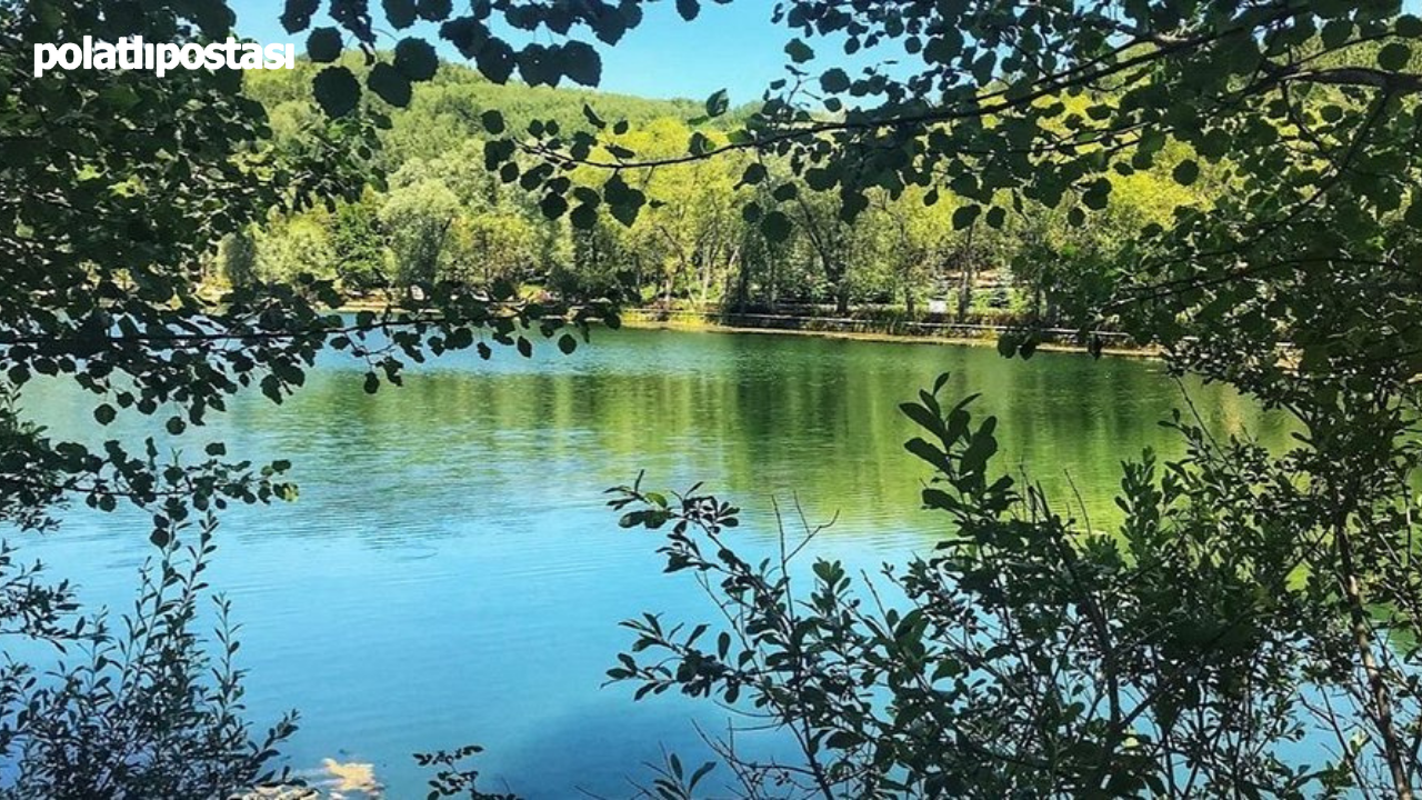 Başkent’te Volkanik Oluşumlu Doğal Göl  