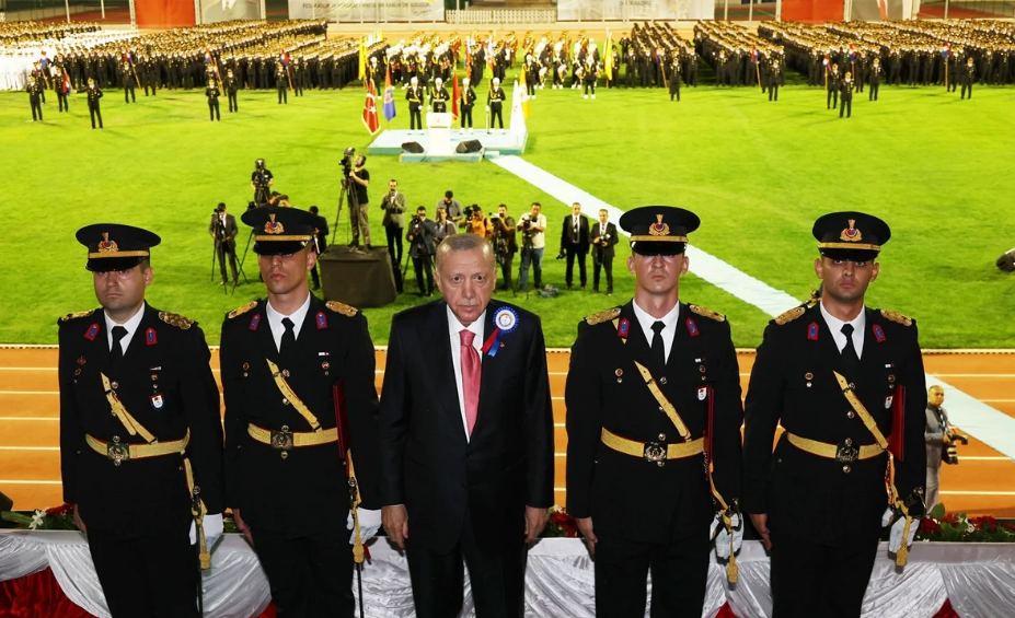 Cumhurbaşkanı Erdoğan’dan Terörle Mücadelede Net Mesaj “Gözünün Yaşına Bakmayız”  (1)