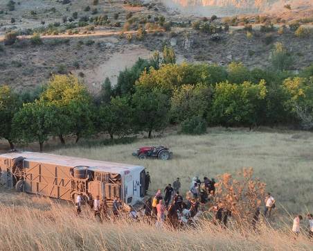 Malatya’da Yolcu Otobüsü Kaza Yaptı Çok Sayıda Yaralı Var!