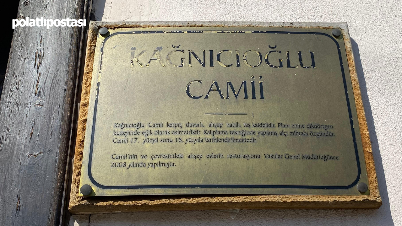 Selçuklu Mimarisini Yansıtan Tarihi 'Kağnıcıoğlu Camii' (1)