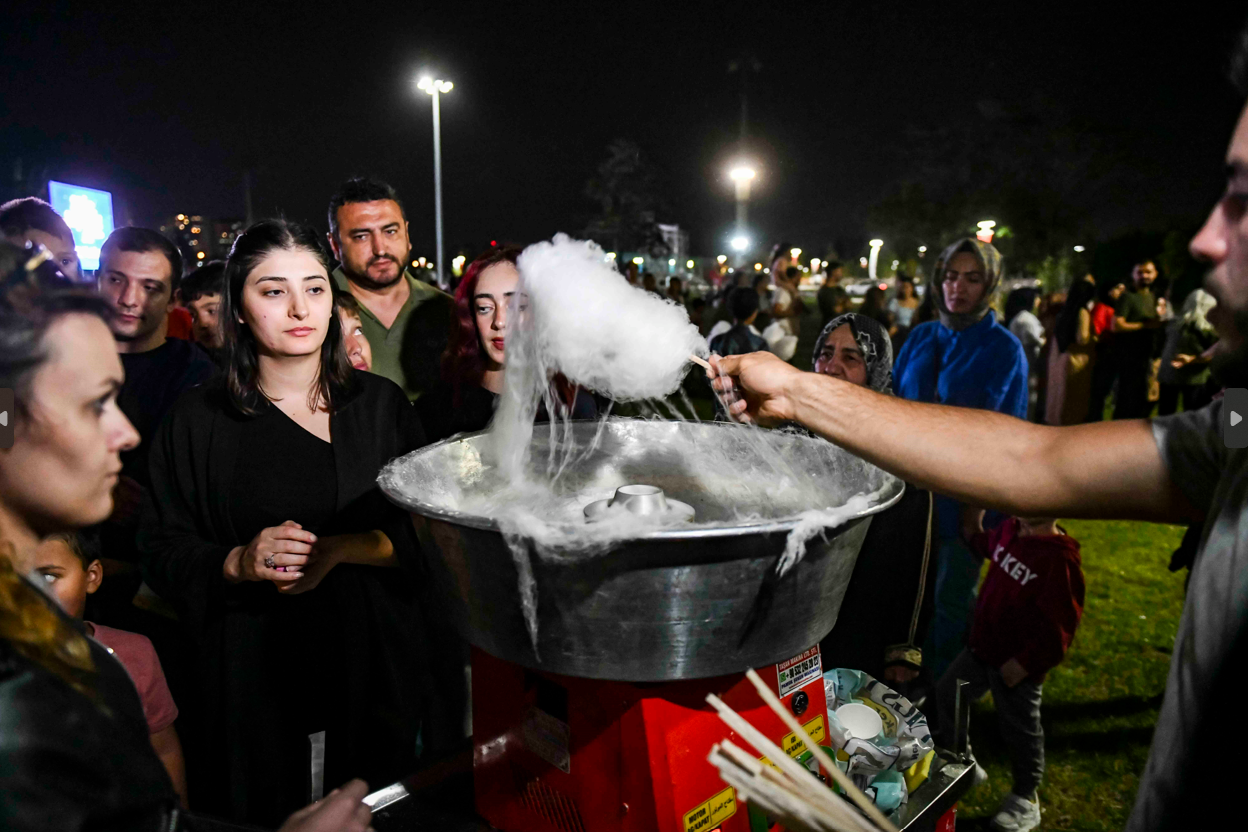 Açik Hava Si̇nemasi (3)