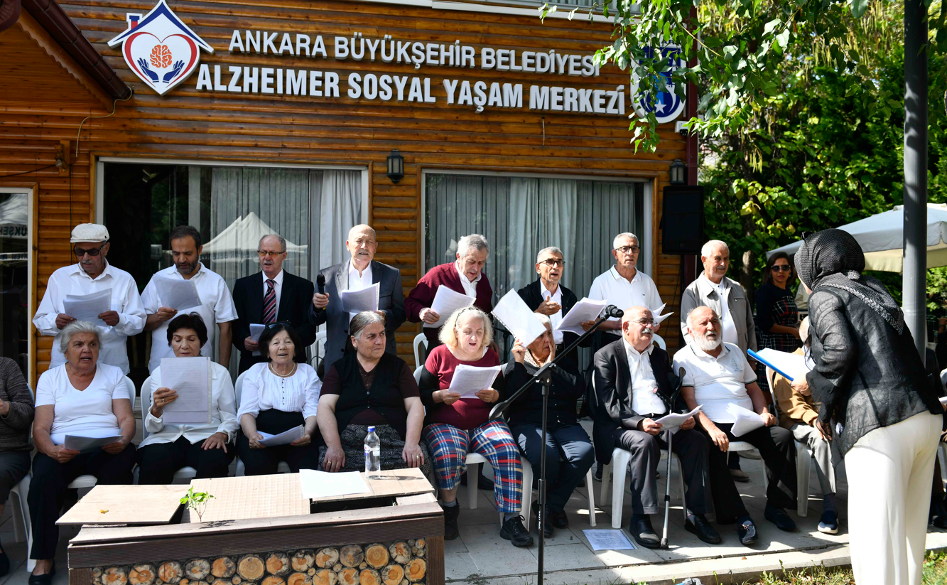 Ankara Büyükşehir Belediyesinden Dünya Alzheimer Günü Farkındalık Etkinliği (1)