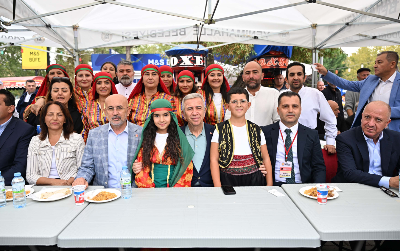 Mansur Yavaş, Divriği Geleneksel Pilav Ve Kültür Şenliği’ne Katıldı (3)