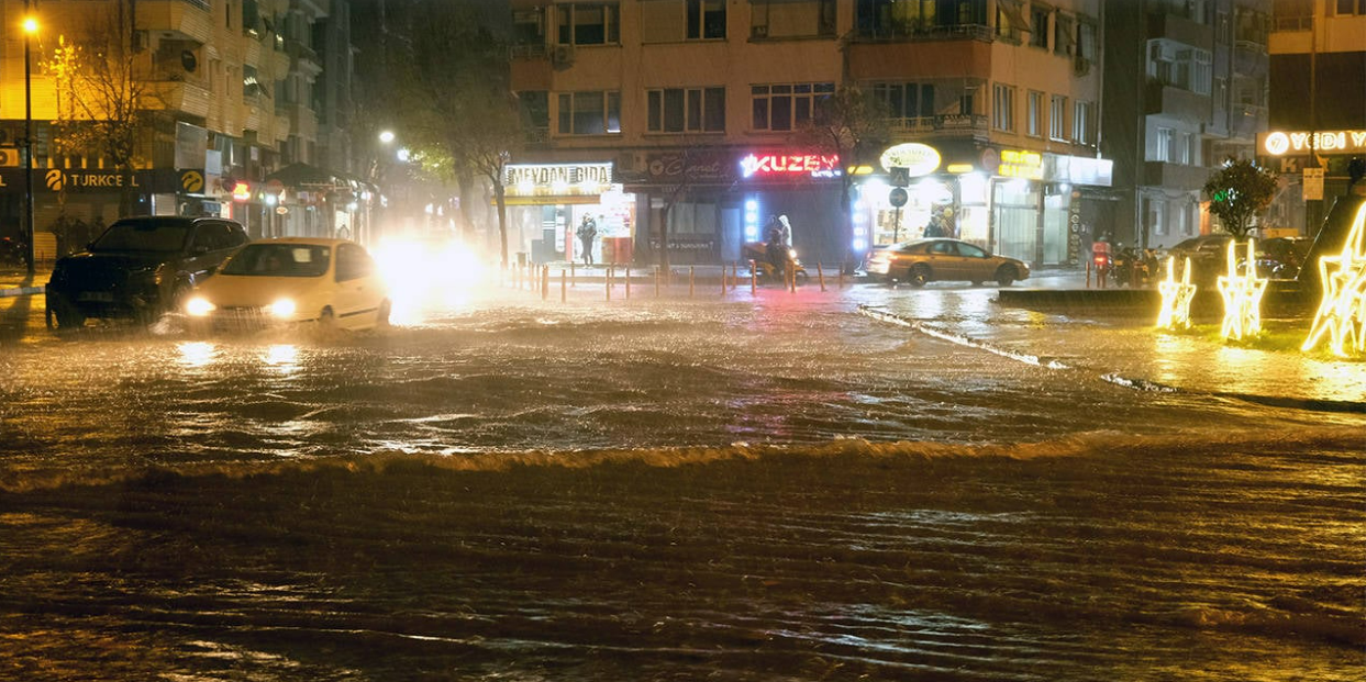 Meteoroloji'den 5 Il Için Kuvvetli Yağış Uyarısı! (2)