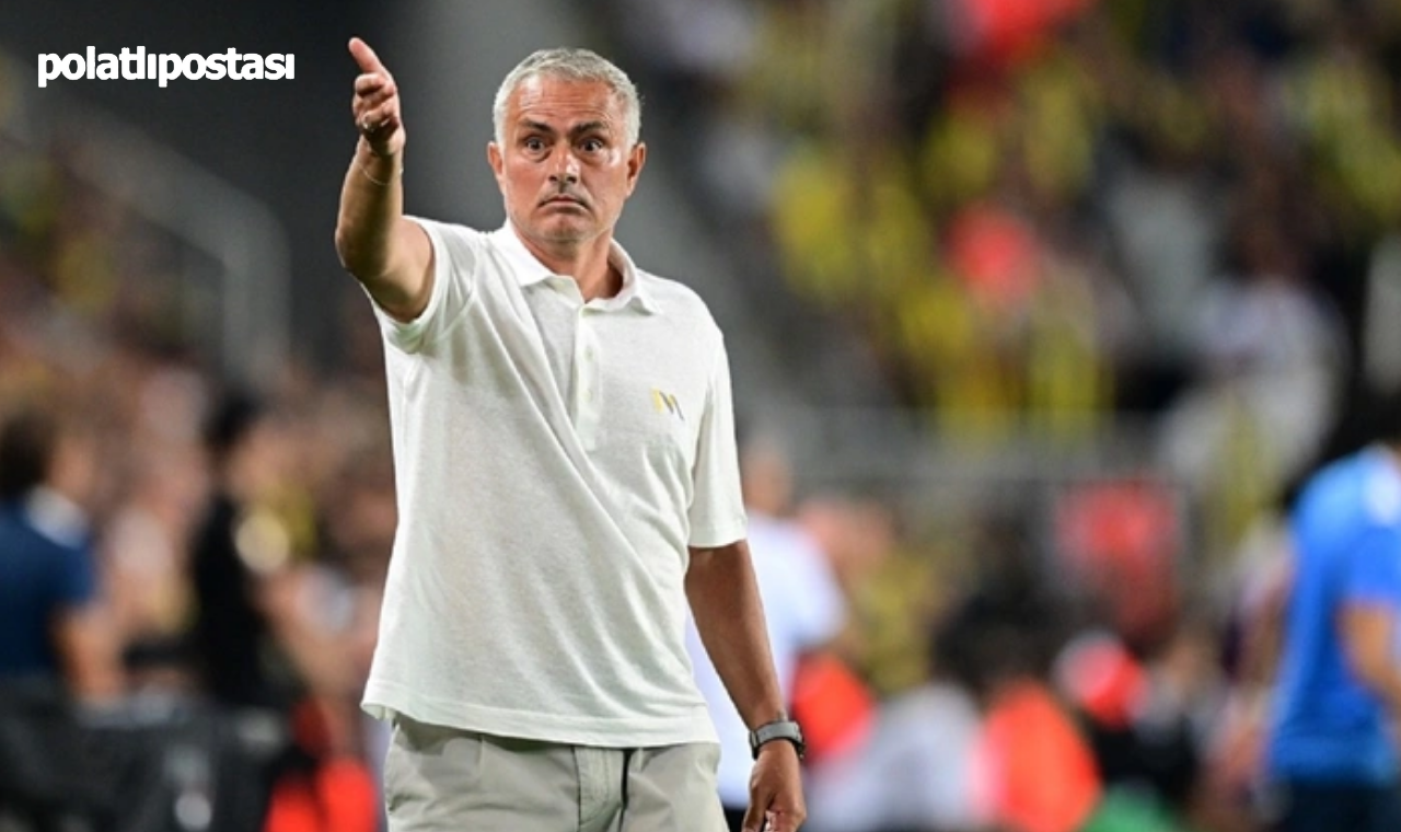 Mourinho Eski Galatasaraylı İsmi Kesin Alın Dedi Galatasaraylılar Çılgına Dönecek!