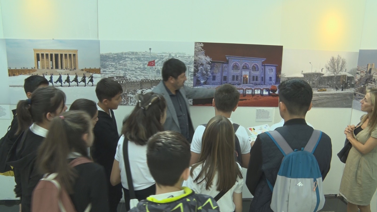 Op. Dr. Uğur Yıldız'ın Beyaz Ankara Fotoğraf Sergisi Açıldı (3)