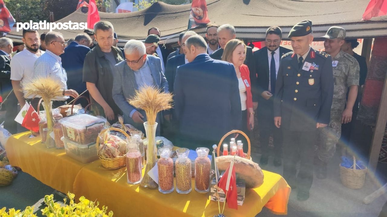 Polatlı Kent Konseyi’nden “Polatlı Tanıtım Çadırı” Büyük Ilgi Gördü (1)