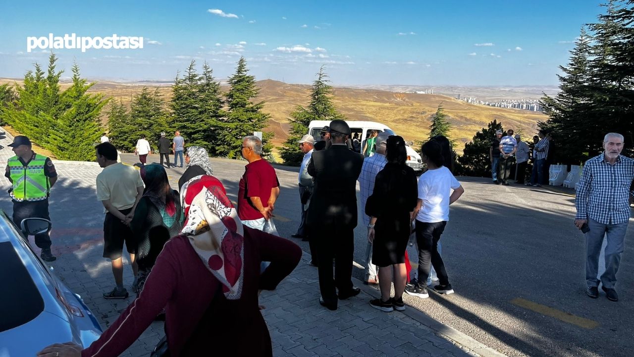 Polatlı’da Sakarya Zaferi Kutlaması Şaşırttı! Vatandaşlar Duatepe’de Mahsur Kaldı (1)