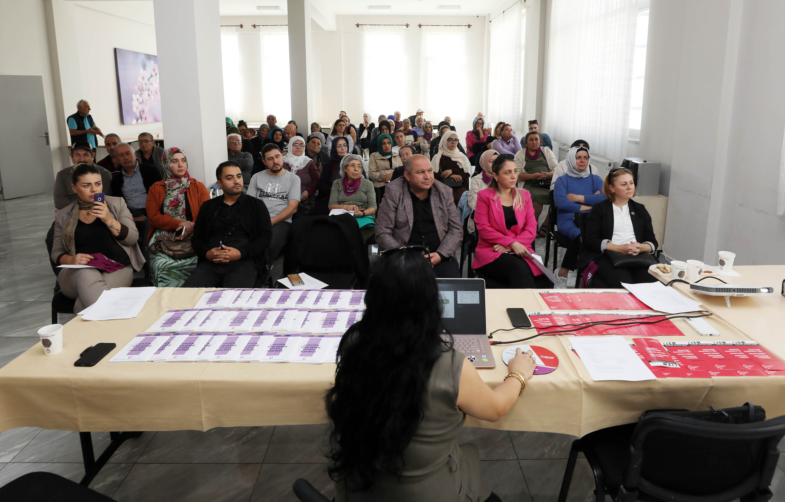 Yenimahalle’de Sağlık Seminerleri Sürüyor (2)