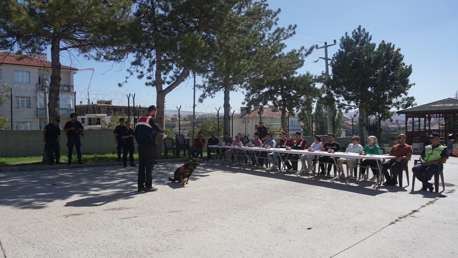 Akyurt Jandarma Komutanlığı'ndan Özel Çocuklara Unutulmaz Gün  (3)