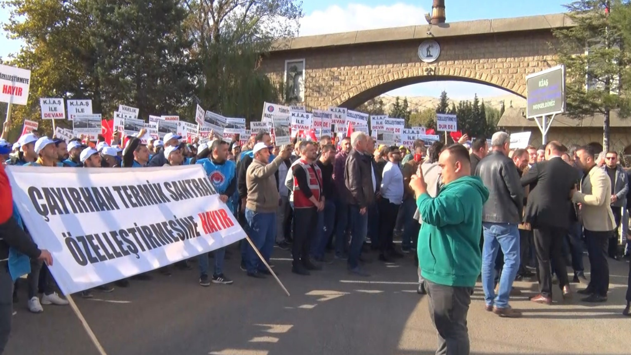 Ankara'da Madencilerden Eylem Özelleştirme Kararı Halkın Geleceğiyle Ilgili Meseledir (2)