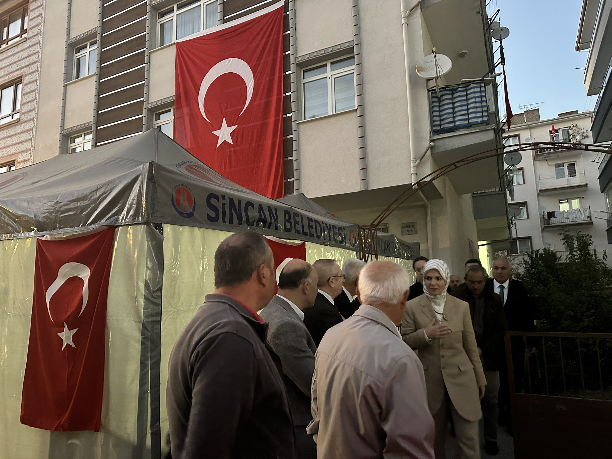 Bakan Göktaş Tusaş Şehitlerinin Ailelerine Taziye Ziyaretinde Bulundu (1)