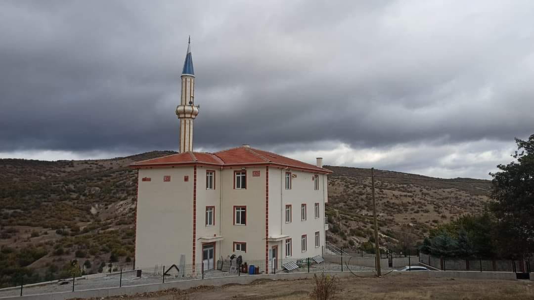 Çamlıdere’de Tadilat Atağı Cami Ve Köy Konağı Tadilatları Tamamlandı!  (1)-1