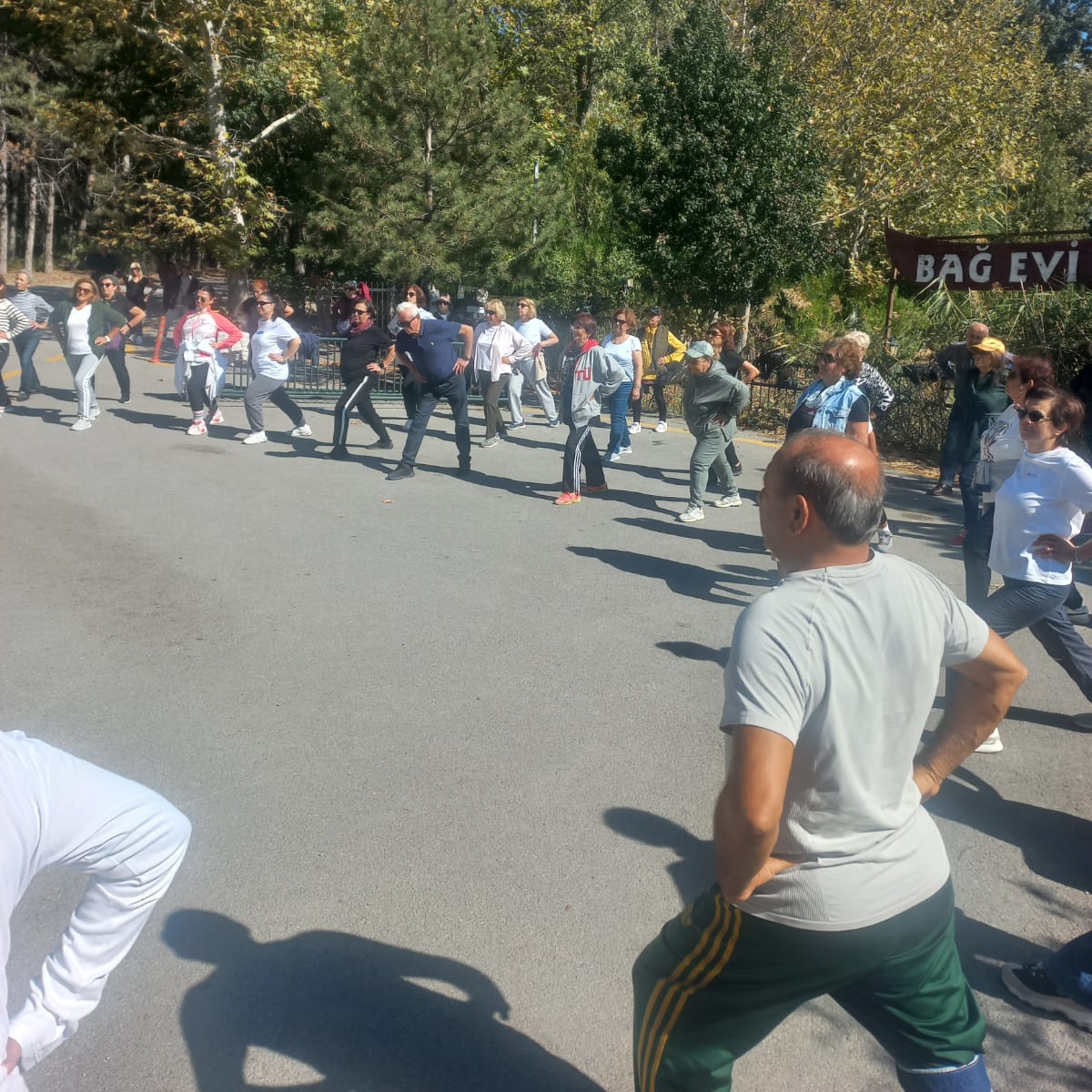 Çankaya’da Mutlukent Bahar Evi Sakinleri Sağlıklı Bir Yaşam Için Adım Attılar! (1)