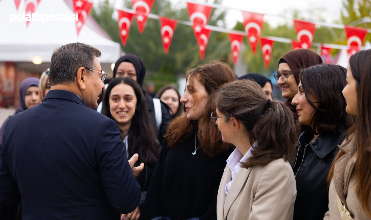 Gençler Mogan Gölü'nde Belediyenin Misafiri Oldu!