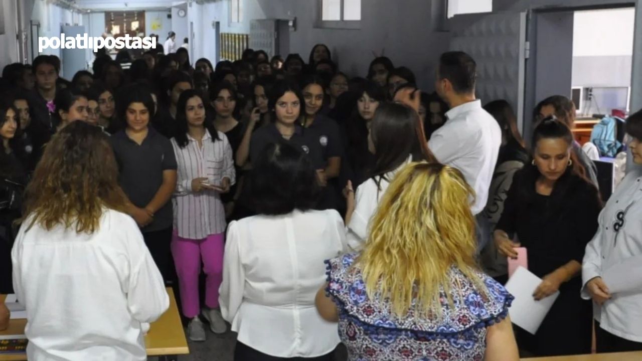 Polatlı Beştepe Kız Mesleki Ve Teknik Anadolu Lisesi'nde Erasmusdays Kutlamaları Ve Proje Sergisi (2)