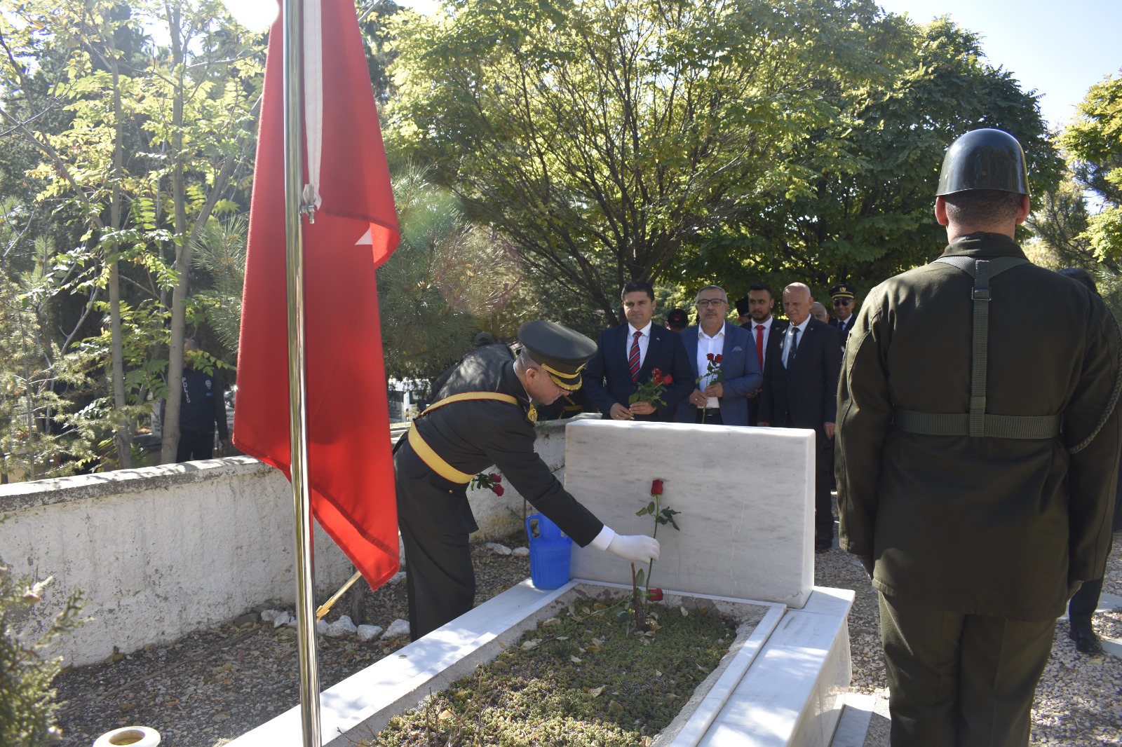 Şereflikoçhisar’da Cumhuriyet Bayramı’nda Aziz Şehitler Dualarla Anıldı (3)