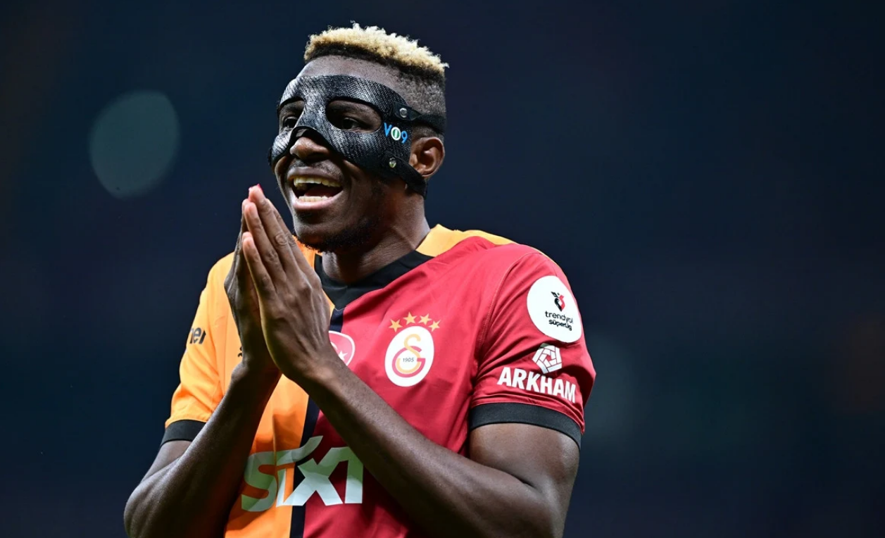 Victor Osimhen, Galatasaray'da Kalmak Istiyor! Transfer Tekliflerini Reddetti