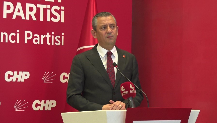 Chp Lideri Özgür Özel, Dem Parti Ile Görüştü   (1)