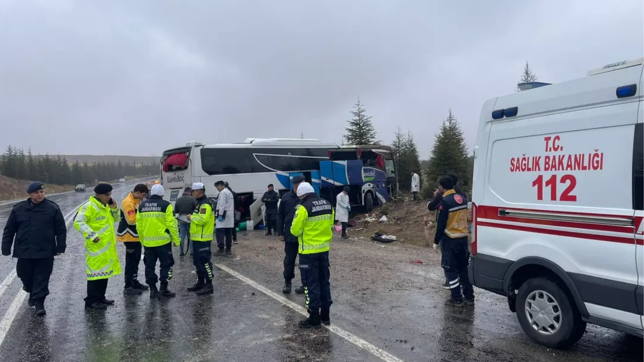 Eskişehir'de Feci Kaza (2)