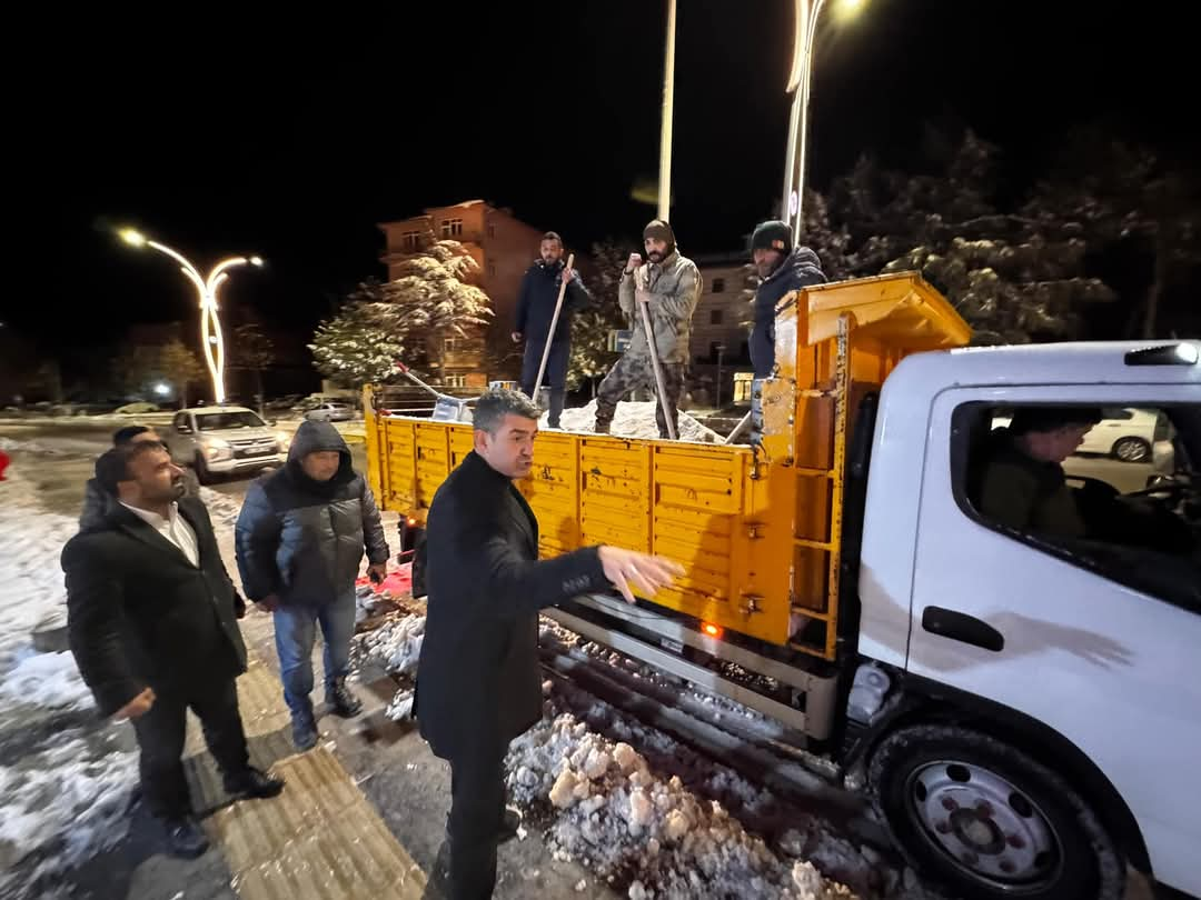 Haymana Belediye Başkanı Levent Koç'tan Karla Mücadele Ekibine Destek (2)