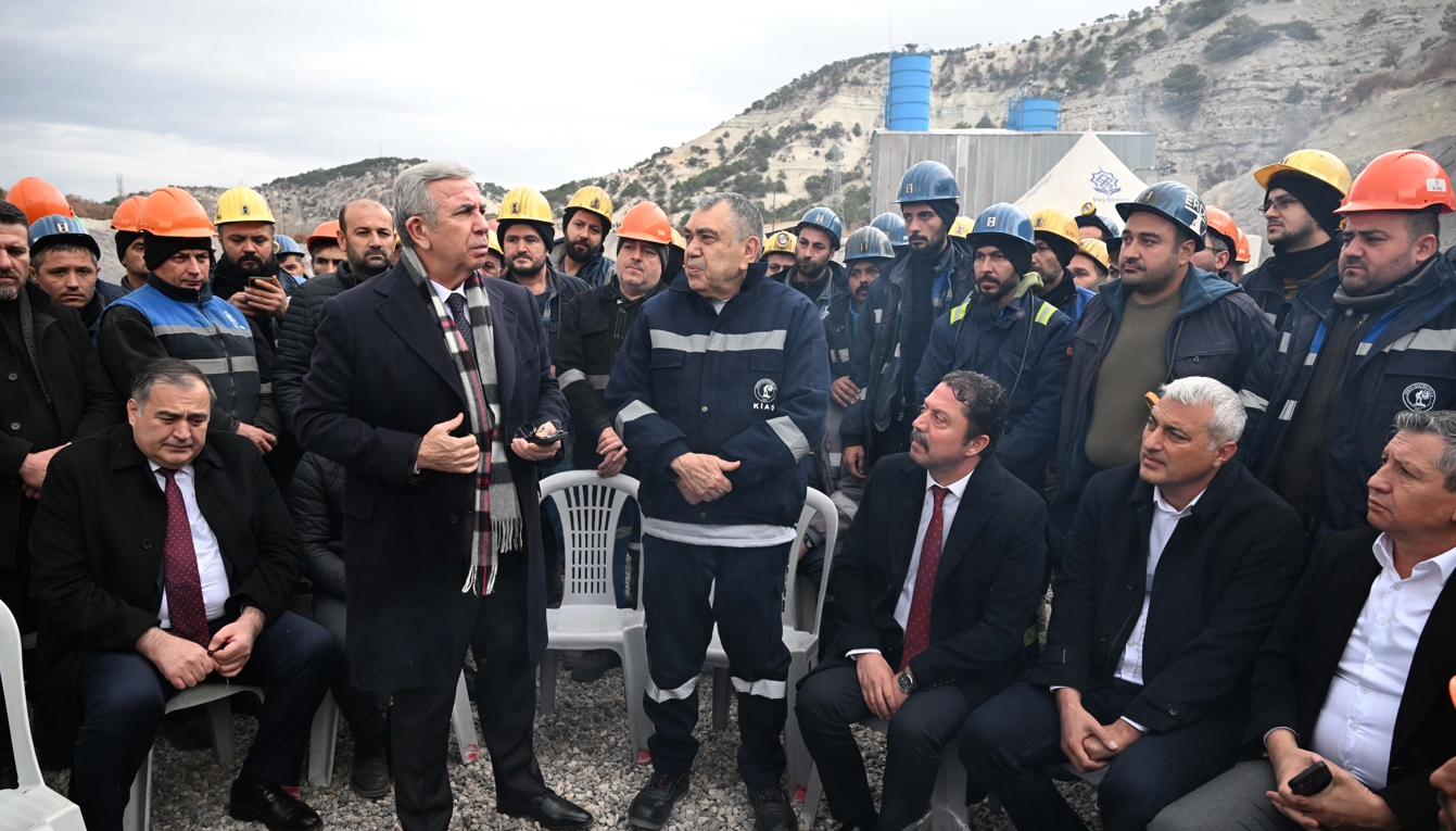 Mansur Yavaş’tan Grevdeki Maden Işçilerine Destek Ziyareti (4)