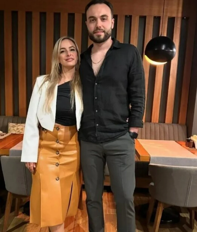 Masterchef 2024'Ün Yıldızı Kerem Bilginer'in Eşi Sosyal Medyada Ilgi Odağı Oldu (2)