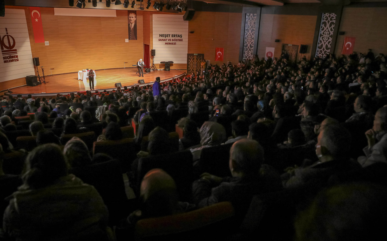 “Ortadaki Oyun” Keçiören'de Büyük Ilgi Gördü (1)