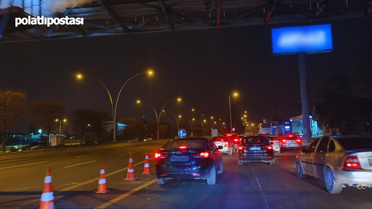 Ankara’da Trafik Tabelaları Temizleniyor Gece Yarısı Hummalı Çalışma! (1)