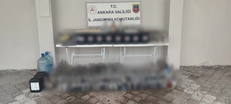 Ankara'da Yılbaşı Öncesi Sahte Alkol Operasyonu (1)