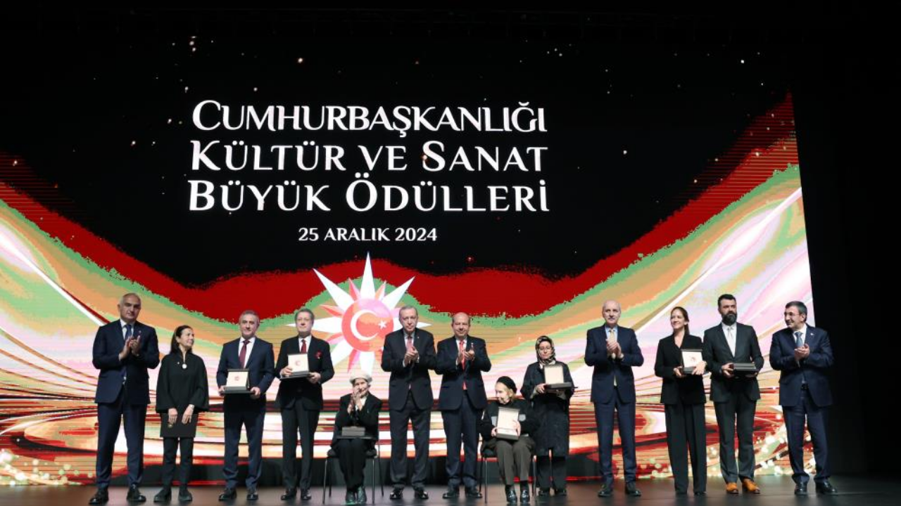 Cumhurbaşkanı Erdoğan Devlet Olarak Elimizden Gelen Desteği Sağlıyoruz (1)