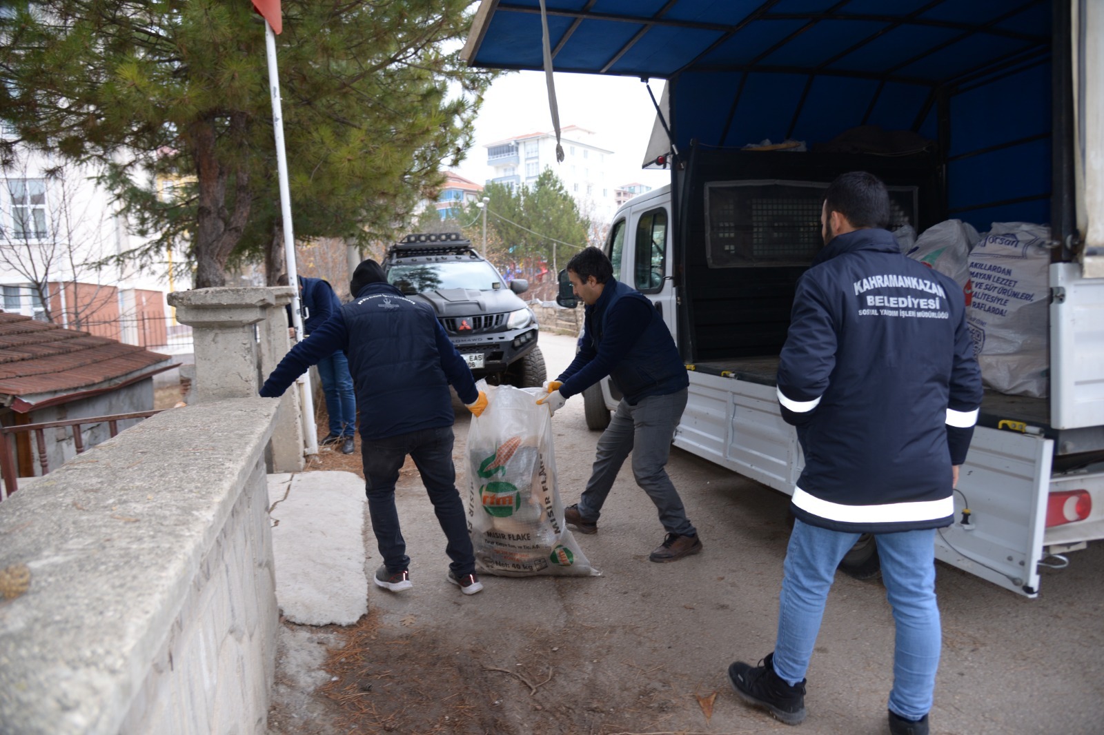 Kahramankazan'da Ihtiyaç Sahiplerine Yakacak Desteği (4)