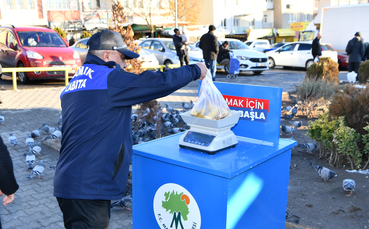 Mamak Belediyesi'nden Kartaltepe Pazarında Kapsamlı Denetim (1)