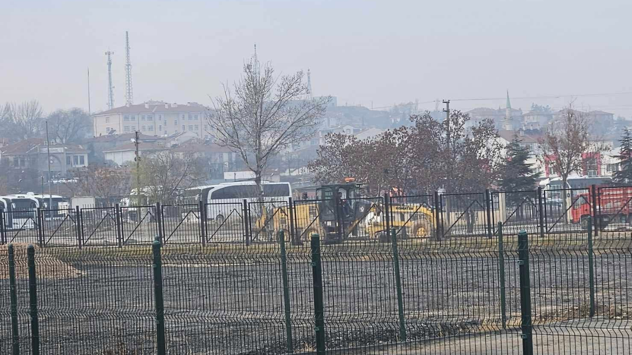 Polatlı Şehir Stadı'nda Çevre Düzenleme Çalışmaları Sürüyor (2)