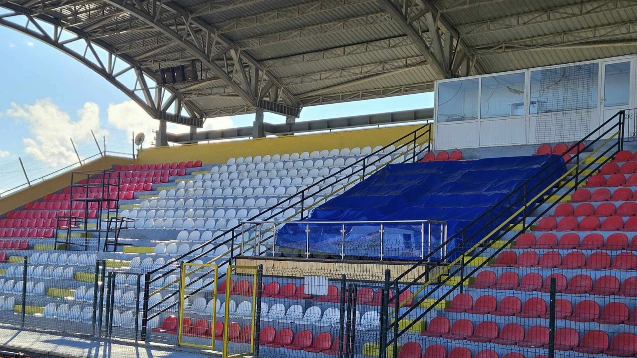 Polatlı Şehir Stadı'nın Zemini Futbol Için Elverişli Hale Getirildi (2)