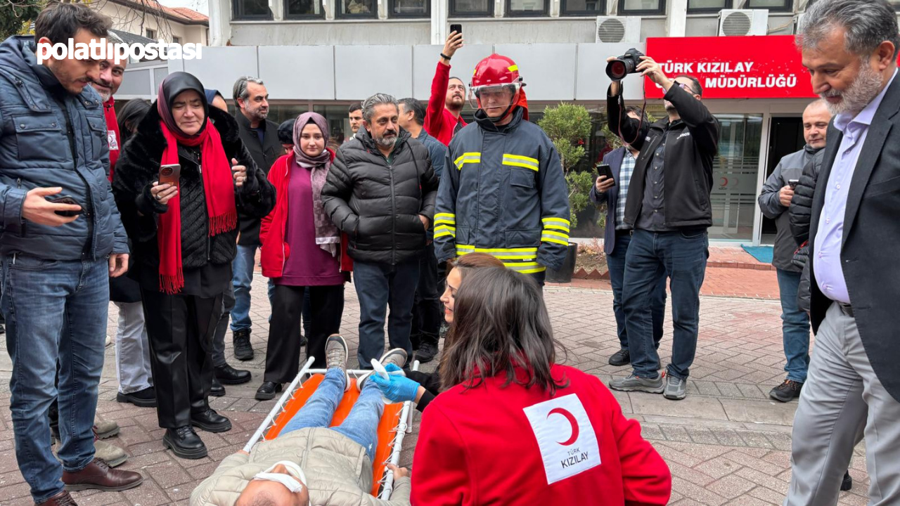 Türk Kızılay Genel Müdürlüğü'nde Neşeli Tatbikat (4)