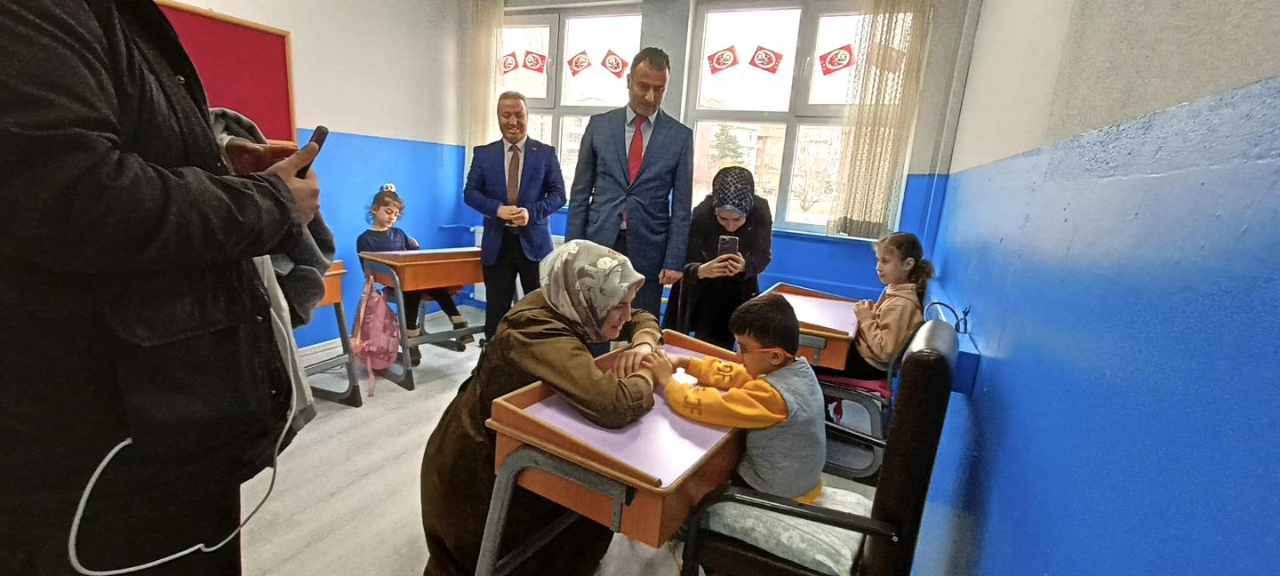 Ak Parti Milletvekili Zeynep Yıldız Ve Hasan Yıldırım'dan Göreneller'e Ziyaret (1)