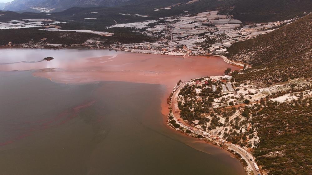 Antalya'da Dolu Ve Sel, Seralara Zarar Verdi! (1)