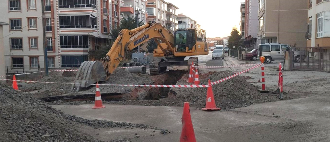 Aski̇’den Sincan Yenikent’teki Su Baskınlarına Neşter (4)