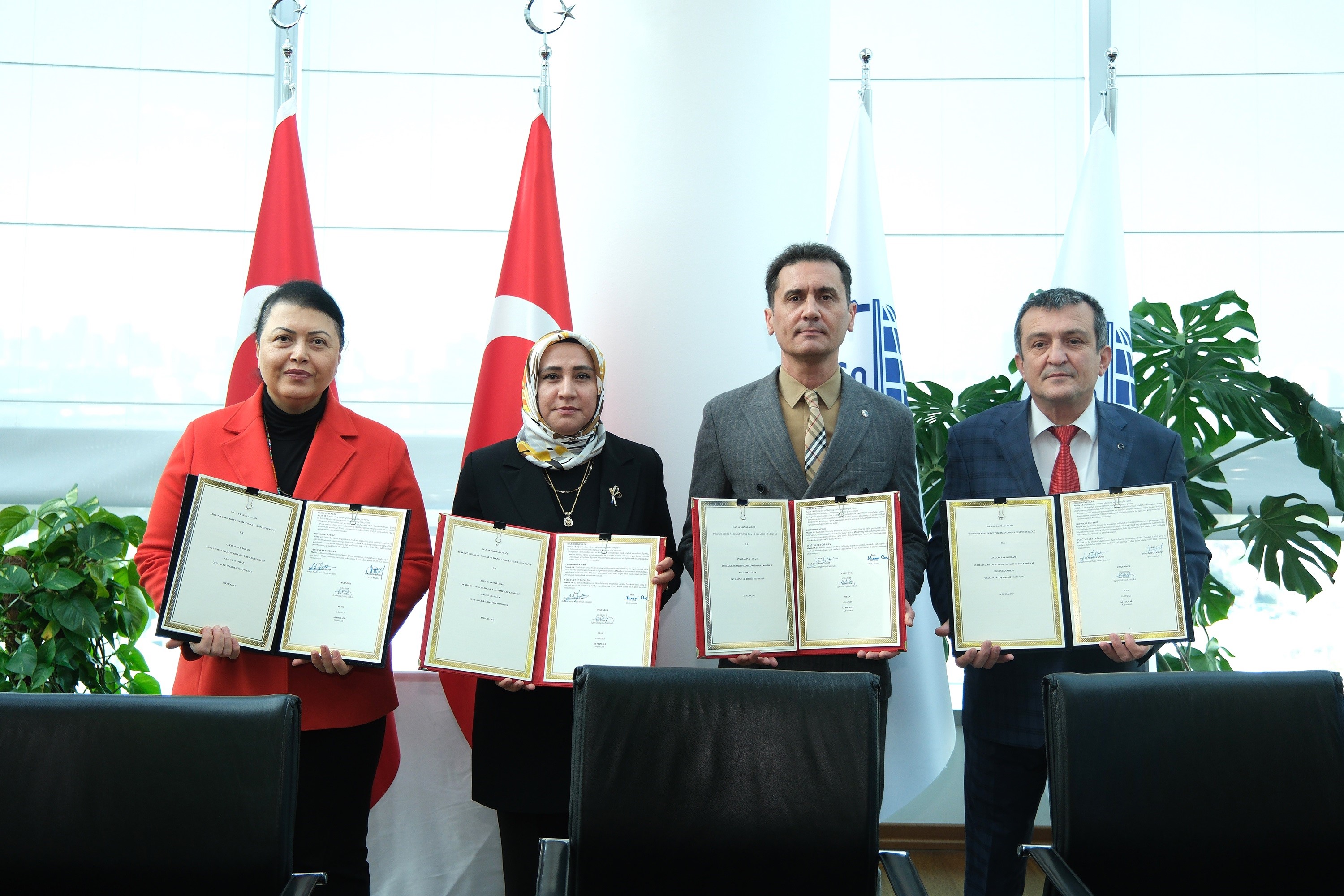 Aso'dan Mesleki Eğitime Destek Meslek Liseleriyle İş Birliği Protokolleri Imzalandı  (3)