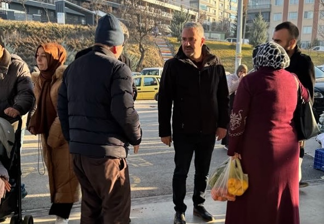 Ertuğrul Başkan’dan Pazar Yeri Ziyareti (3)