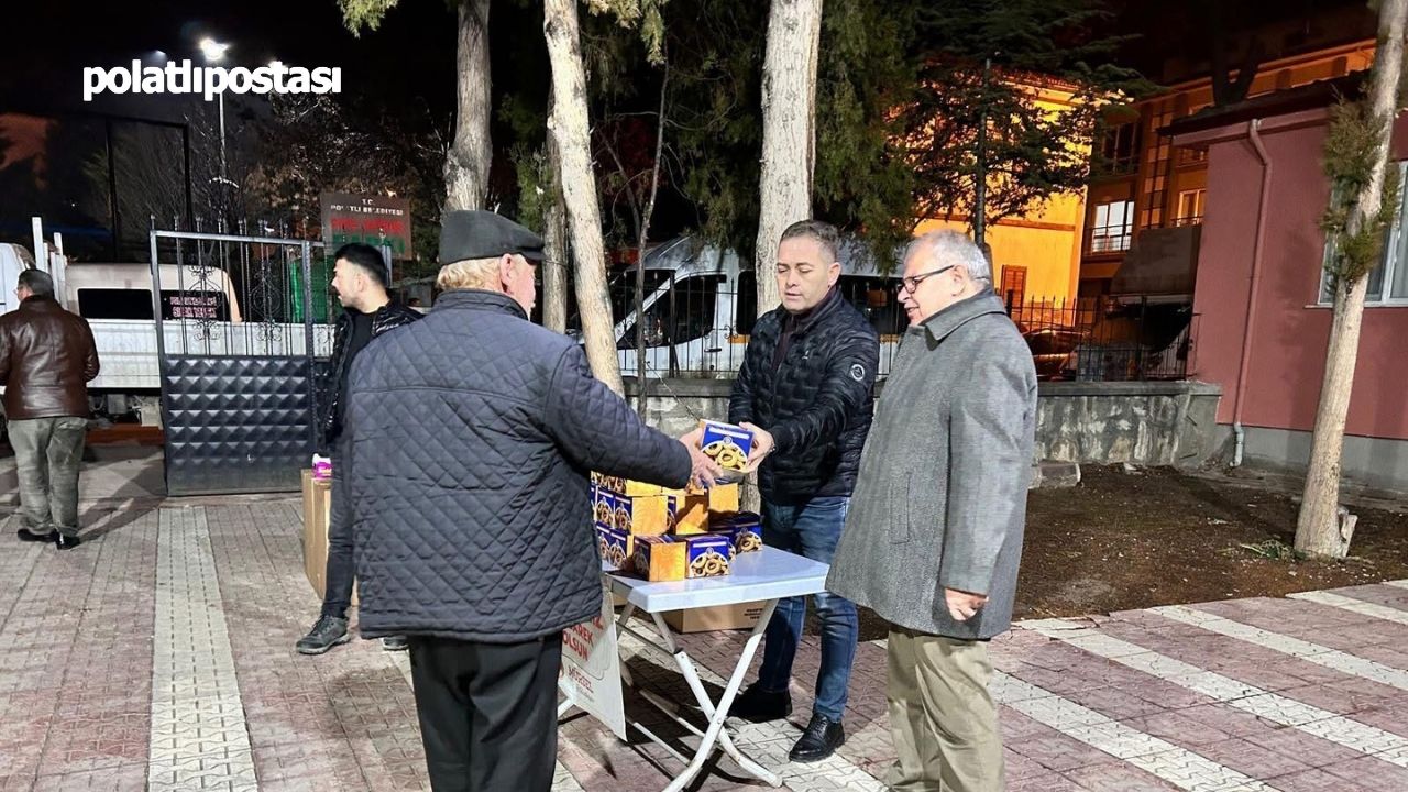 Polatlı Belediyesi'nden Regaip Kandili'nde Anlamlı Ikramlar (3)