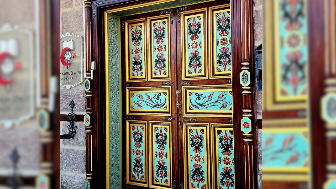 Ankara Sokaklarında Sanat Bu Kapıya Ilgi Büyük (1)