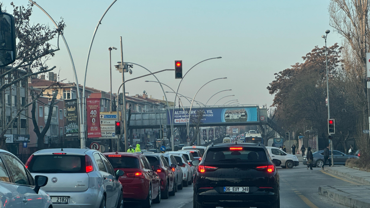 Ankara'da Trafik Yoğunluğu (2)